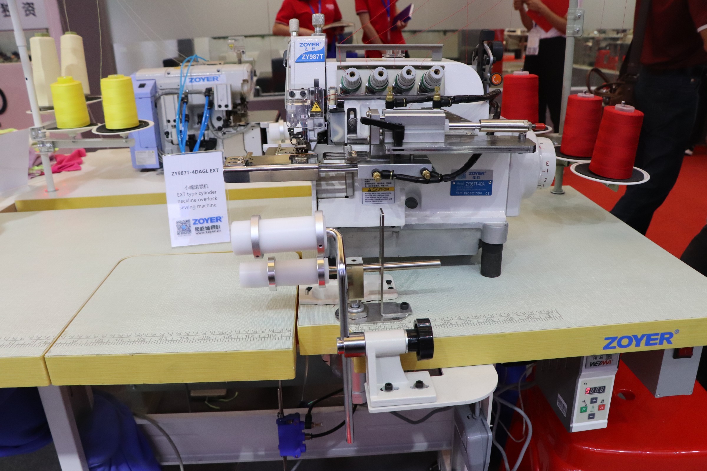 ZY987T-4DAGL EXT 小嘴滚领机 EXT type cylinder neckline overlock sewing machine-2